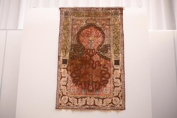 Müşterisinin yıkamaya getirdiği halı servet değerinde çıktı! "Gördüğümde şok oldum" - Resim: 1