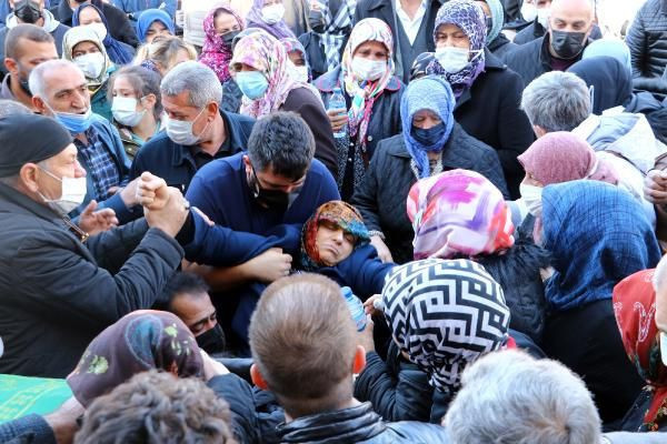 Samuray kılıcıyla öldürülen Başak Cengiz'in cenazesi! Nişanlısı FOX'a bağlandı - Resim: 4