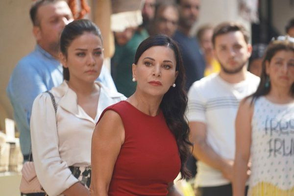 Kalp Yarası'nın Azize'si Şenay Gürler acıların kadını çıktı meğer gercek hayatta - Resim: 4