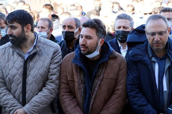 Samuray kılıcıyla öldürülen Başak Cengiz'in cenazesi! Nişanlısı FOX'a bağlandı - Resim: 3