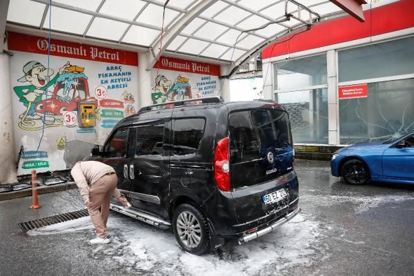 Sabah uyananlar şaştı kaldı! İstanbul'da lekeleri gören oto yıkamaya akın etti: Önümü göremiyordum - Resim: 4