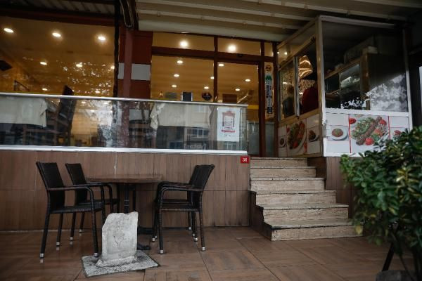 Belediye her yıl kontrole geliyor! İstanbul'da gören inanamadı: Mezar taşı sanıyorlar ama gerçek bambaşka - Resim: 1