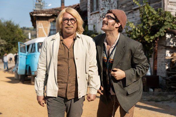 Cem Yılmaz Erşan Kuneri dizisindeki adamın kim olduğunu açıkladı! "Bu adam benim babam" - Resim: 2