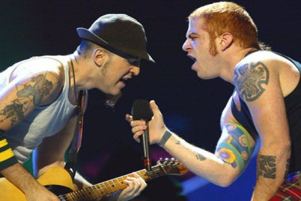 Kansere yakalanmıştı Athena grubu üyesinden müjdeli haber geldi - Resim: 1