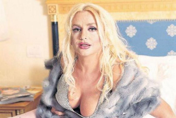 Banu Alkan hiç evlendi mi Gürbüz Hanif ile olaylı aşkı - Resim: 0