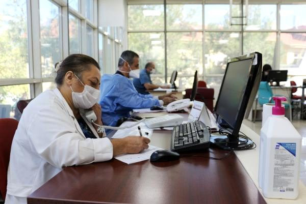 Karantinadaki Kovid-19 hastalarından şok edici sorular cenazeye veya düğüne katılabilir miyim - Resim: 1