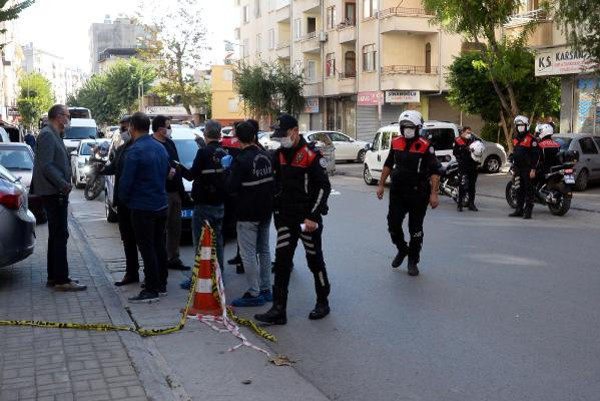 Mersin'de arkadaşını başından vurup öldürdü! Söyledikleri şok etti - Resim: 0