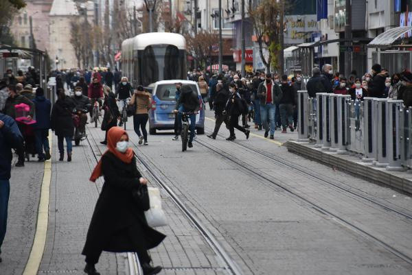 Eskişehir'de 10 günde 94 kişi ölmüştü! Tedbirler işe yaradı vakalar azaldı - Resim: 2