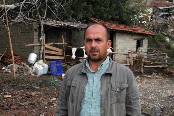 Antalya'da aile odadan gelen feryatları duyunca şok oldu! Uçakla Ankara'ya götürüldü - Resim: 1