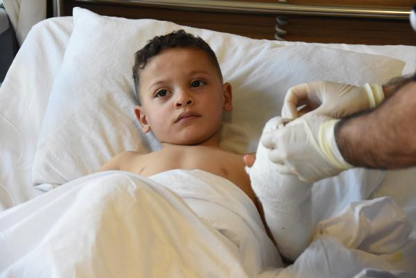 Eskişehir'de korkunç olay! Elini kıyma makinesine kaptırdı ampute edildi - Resim: 1