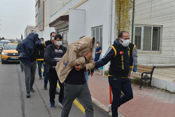 Adana'da evlilik için 'erkeklerle olmalısın' dedi! İstemeyince dehşeti yaşadı - Resim: 1