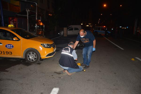 Adana'da kalaşnikof ve tabancayla gelip dehşeti yaşattılar! Ekipler harekete geçti - Resim: 0