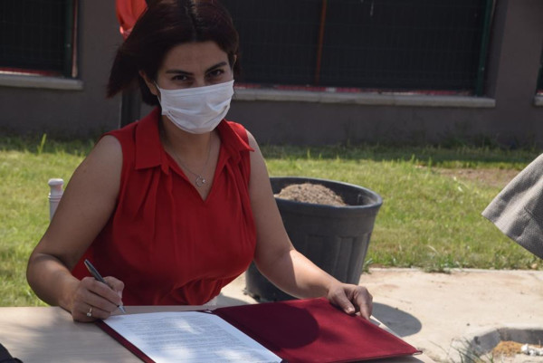 Kiraz Belediye Başkanı Saliha Özçınar iş adamıyla evleniyor! Nikah şahidi Erdoğan olacak - Resim: 0