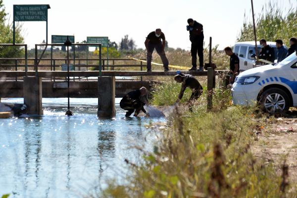Adana'da vahşet! Ayaklarına taş bağlanıp kanala attılar - Resim: 0
