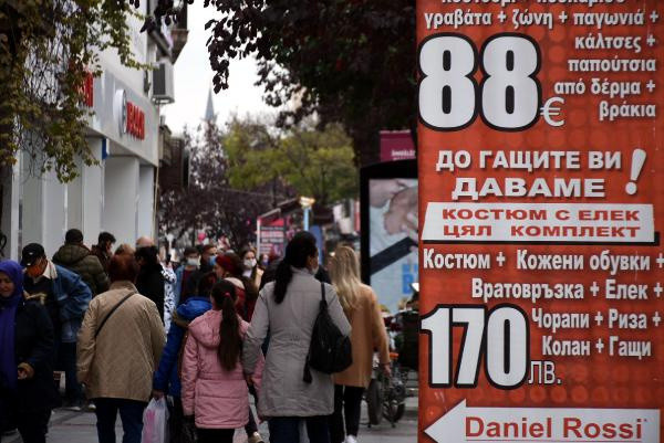 Bulgarlar akın akın geldi Edirne'de vakalar patladı: Mutlaka kısıtlamalar getirilmeli - Resim: 1