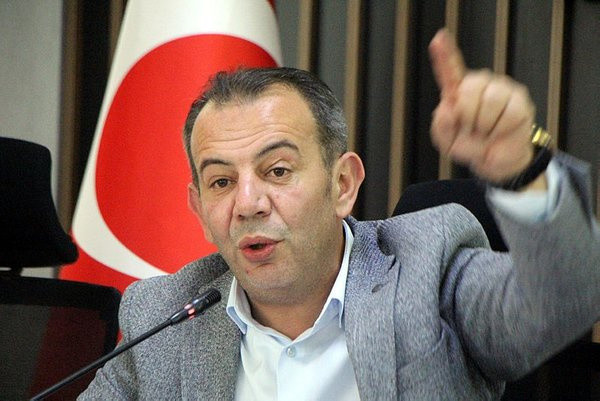 Tanju Özcan savunma yaptı! Belediye başkanlarına flaş gönderme: Ben onlardan değilim - Resim: 0