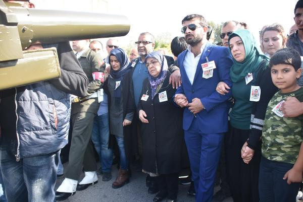 Selde şehit olan Topçu Onbaşı Parhan, İzmir'den gözyaşlarıyla uğurlandı - Resim: 3