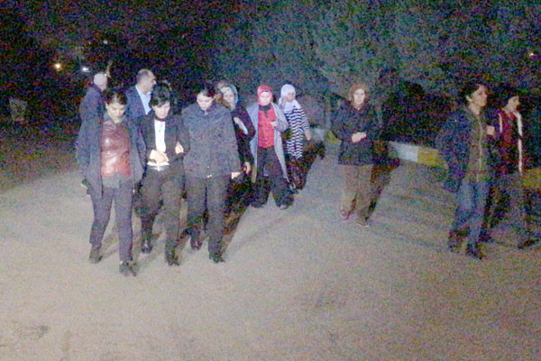 O PKK'lının cenazesini HDP'li milletvekilleri gömdü! - Resim: 1