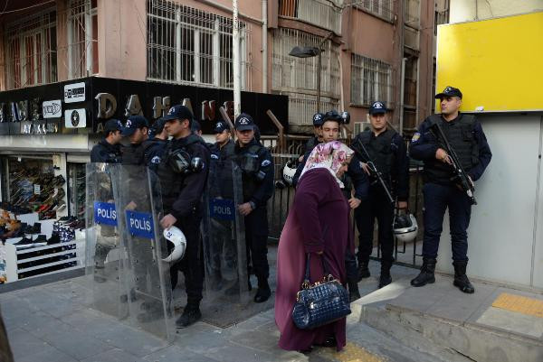 Polisten HDP'li vekile veto: Bugün şehidimiz var yapmayın - Resim: 3