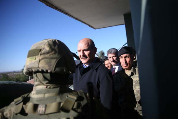 Bakan Soylu'nun gözü önünde bir terörist öldürüldü! - Resim: 4