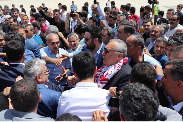 Konvoyun sonu görülmedi! Mehmet Ağar'dan 'baba' destek - Resim: 2