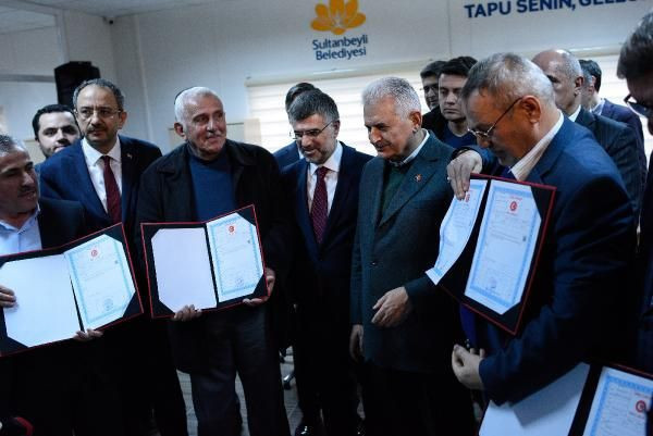 Binali Yıldırım: Onların yüzündeki mutluluğu görmek dünyaya bedel - Resim: 1
