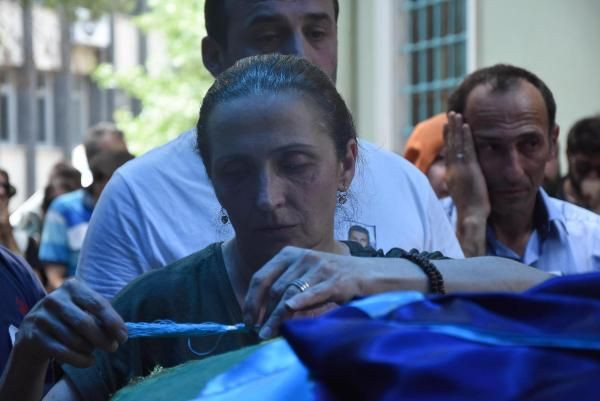 İzmir'de üniversiteli Mert'e acı veda - Resim: 1