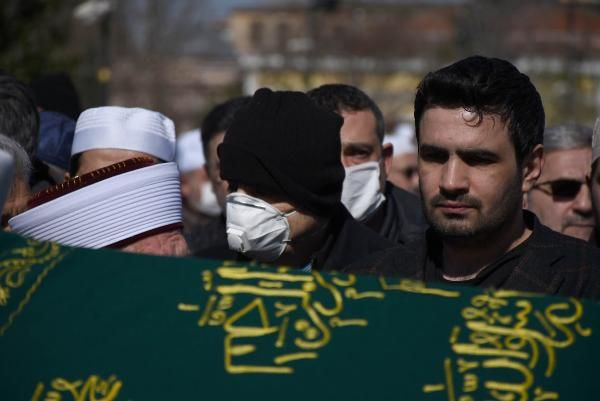 Abdullah Ustaosmanoğlu'nun cenazesi son yolculuğuna uğurlandı - Resim: 1