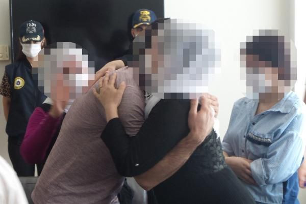 İkna sonrası teslim olan PKK'lı ailesiyle buluşturuldu - Resim: 2