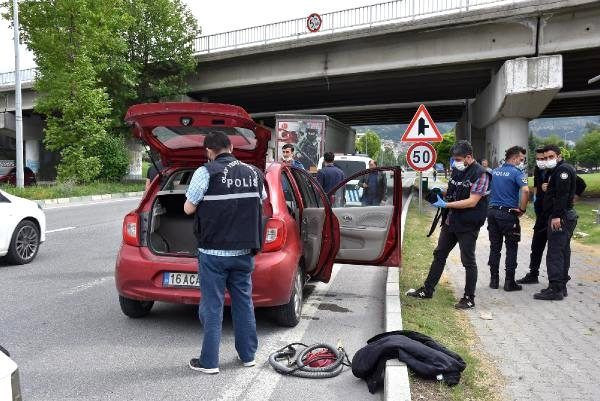 Evden sürekli iç çamaşırı çıkıyordu! Bursa'da eşini görüntülü arayınca şok oldu: Nefes nefeseydi - Resim: 3