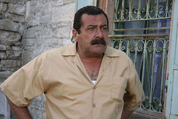 Hayat Bilgisi'nin Müdür Amil Bey'i yıllar içindeki değişimi ile şaşırttı! Tarık Papuççuoğlu'nu görenler tanıyamadı - Resim: 4