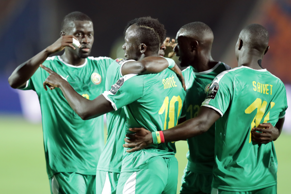 Afrika Uluslar Kupası finalinde Senegal ve Cezayir karşı karşıya gelecek - Resim: 0