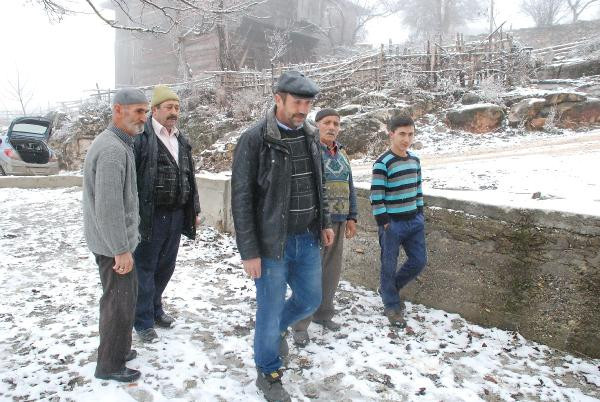 Kayıp cesetler köylülerin kabusu oldu! Hava kararınca... - Resim: 2