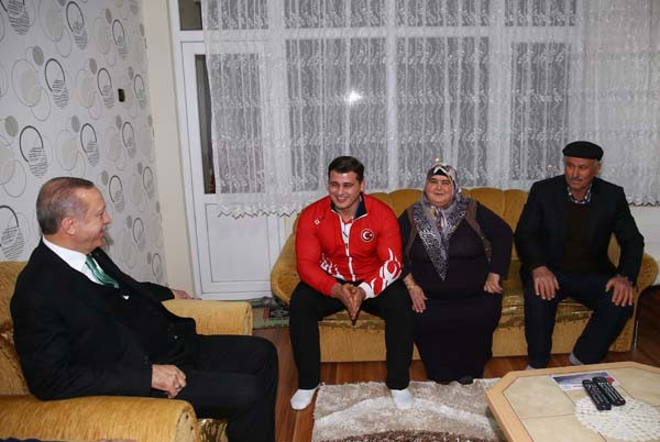 Cumhurbaşkanı Erdoğan'dan sürpriz ziyaret - Resim: 2