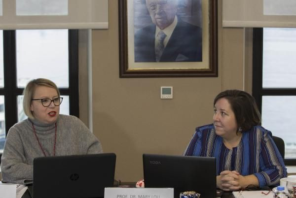 Yerel seçimlerle ilgili en ilginç araştırma kadınlar bakın nasıl aday istiyor - Resim: 1