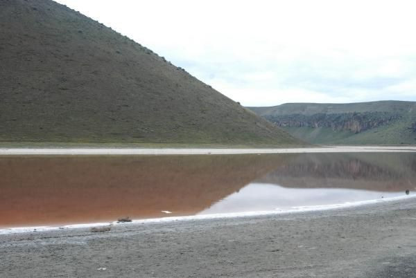 Türkiye'nin nazar boncuğu Meke Gölü kızıl alana döndü alarm veriyor - Resim: 3