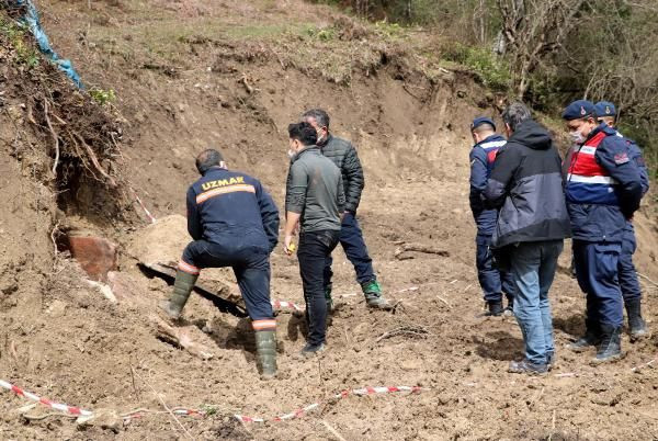 Zonguldak'da temizlik sırasında bulundu gören şaştı kaldı: 30 yıldır ilk defa böyle bir şey oldu - Resim: 2