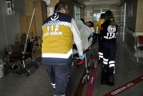 Karaman'da internet oyunu tartışmasında kuzenini bıçakladı - Resim: 0