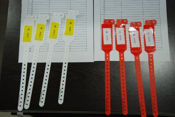 Yeni yöntem! Bartın'da koronavirüs hastalarına barkodlu bileklik takıldı - Resim: 0