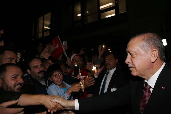 Cumhurbaşkanı Erdoğan'a sevgi gösterisi - Resim: 4