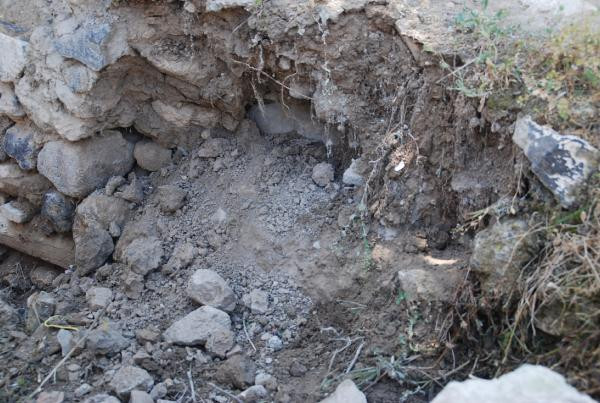 Odunlukta tadilat yaparken define buldu! - Resim: 4