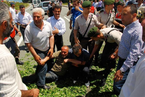 Rizeli çay üretici gerildi - Resim: 1