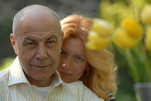 Mazhar Alanson'un 59'luk eşi Biricik Suden gençlere taş çıkardı! Kaslarıyla yıllara meydan okuyor - Resim: 1