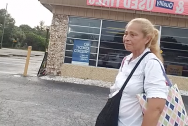 Her gün dükkanının önünden geçen kadına öyle bir iyilik yaptı ki - Resim: 3