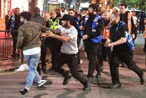 Üniversite öğrencileri sabaha kadar eğlendiler - Resim: 4