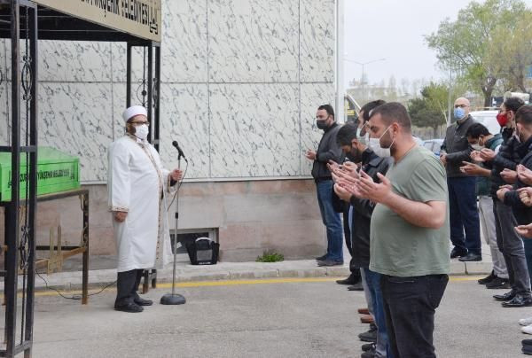 Kapıyı açtım, yerde cesedi buldum! 13 yaşındaki Pınar 'mahallenin pisliği'nin kurbanı oldu - Resim: 4