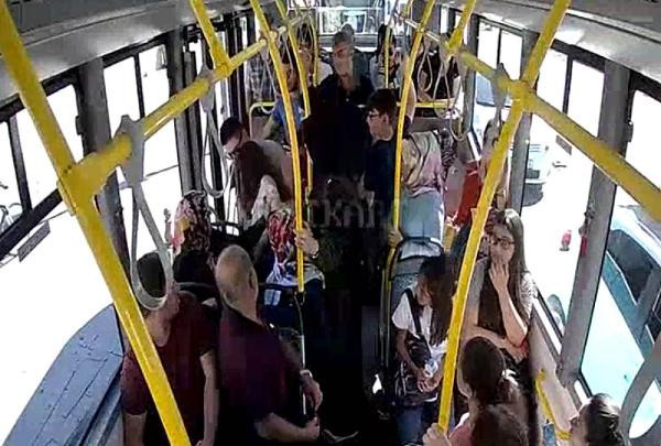 Kahraman şoför; anne ve bebekten sonra küçük kızı da kurtardı! - Resim: 1