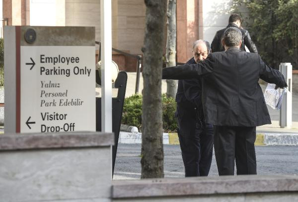 Kriz sonrası flaş gelişme! Didik didik aradılar - Resim: 1