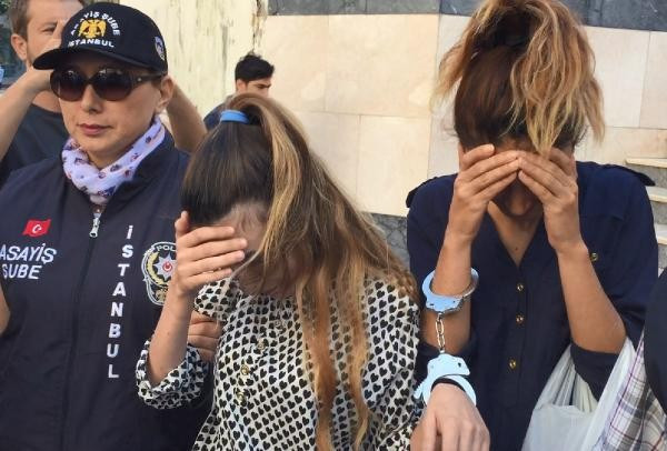 200 milyon 200 bin liralık gasp! Altın emzik bile almışlar - Resim: 1