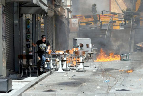 1 Mayıs Beşiktaş savaş alanı gibi - Resim: 4